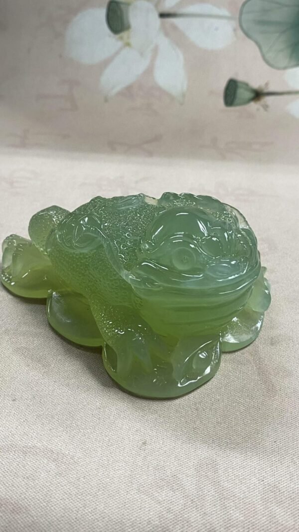 수옥 빙록 금섬 두꺼비 조각 장식품 · 93×72×38mm