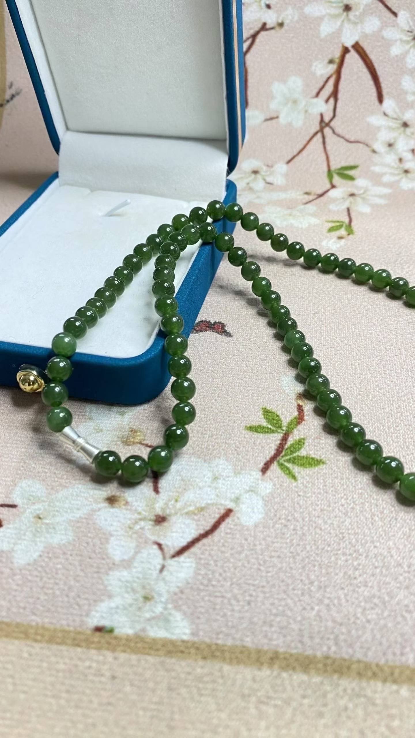 허톈옥 벽옥 목걸이 6.2mm | 녹색 원석 구슬 목걸이 - 이미지 3