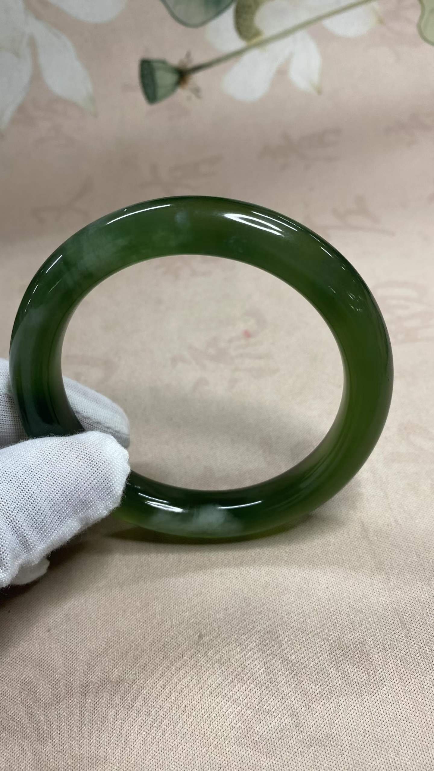수옥 풀 그린 옥팔찌 62.7mm | 폭 11.5mm 통뱅글
