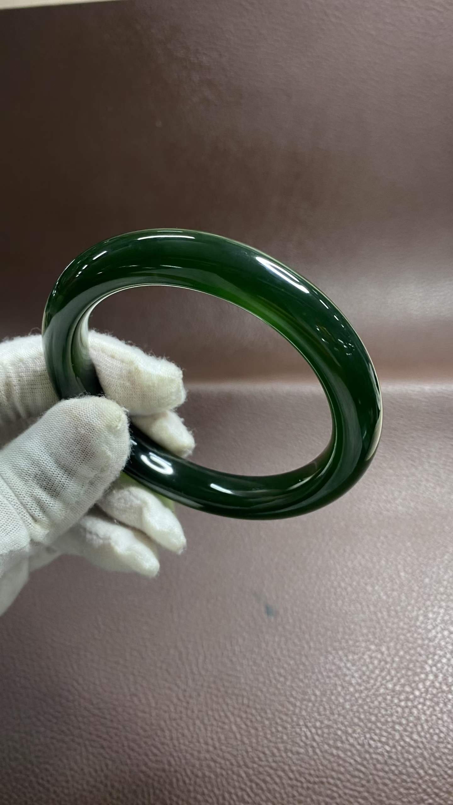 수옥 딥 그린 옥팔찌 60.4mm | 폭 11.7mm 통뱅글 - 이미지 2
