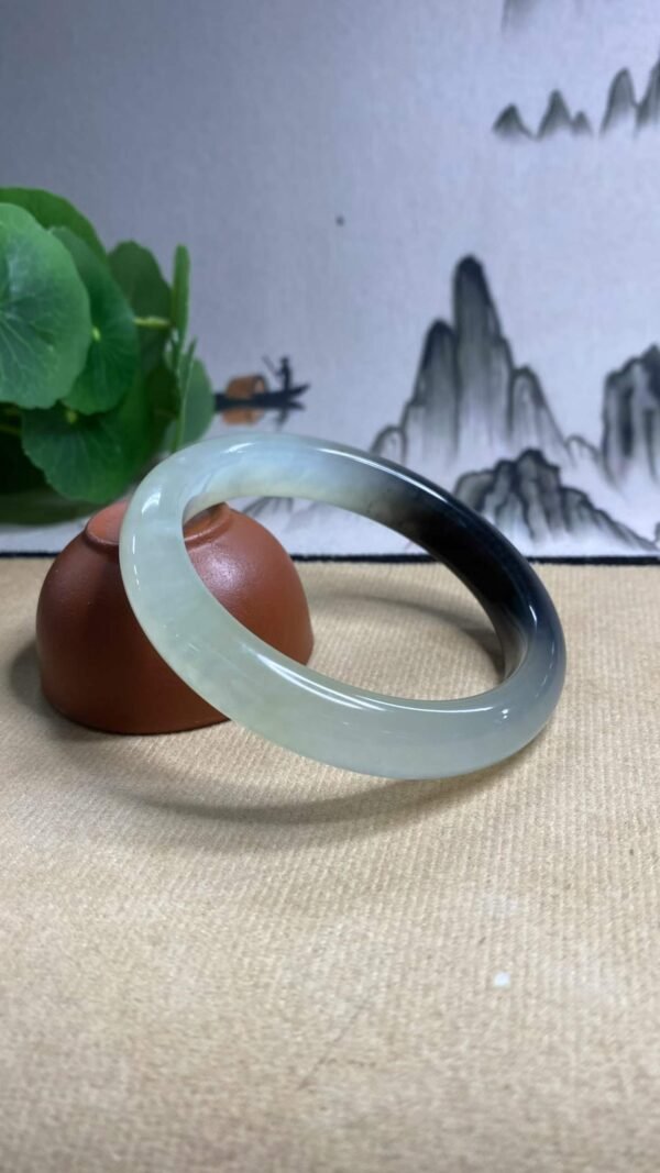 수옥 옥팔찌 57.3mm · 수묵 그라데이션 뱅글