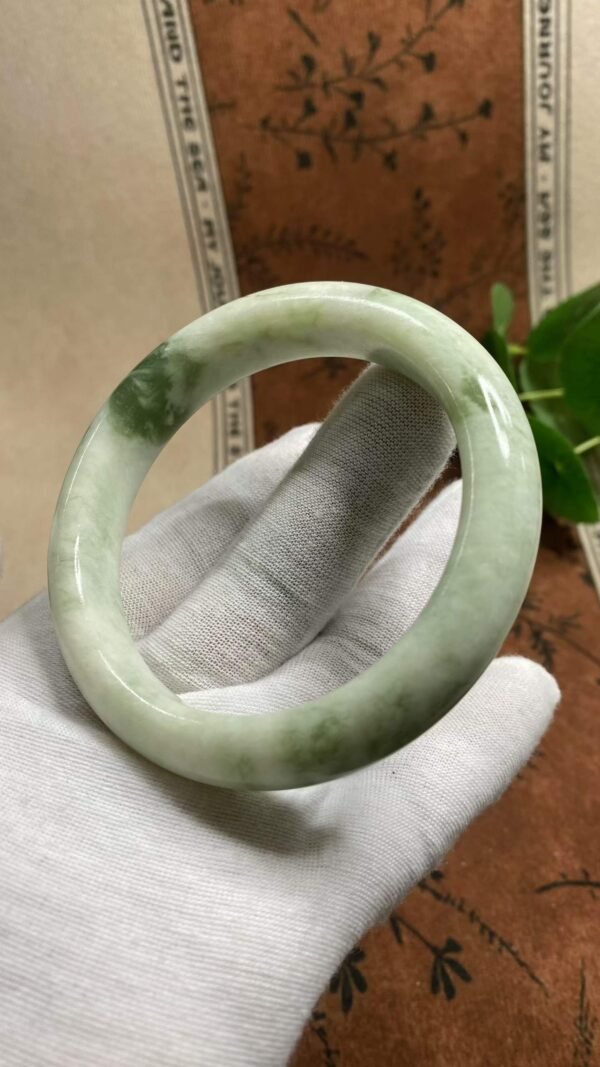 수옥 노유취 옥팔찌 61.2mm | 폭 14.1mm 통뱅글