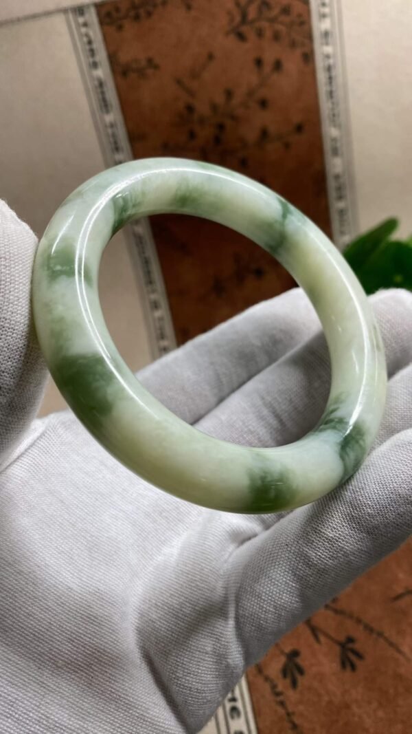 수옥 노유취 옥팔찌 60.8mm | 폭 11.5mm 통뱅글
