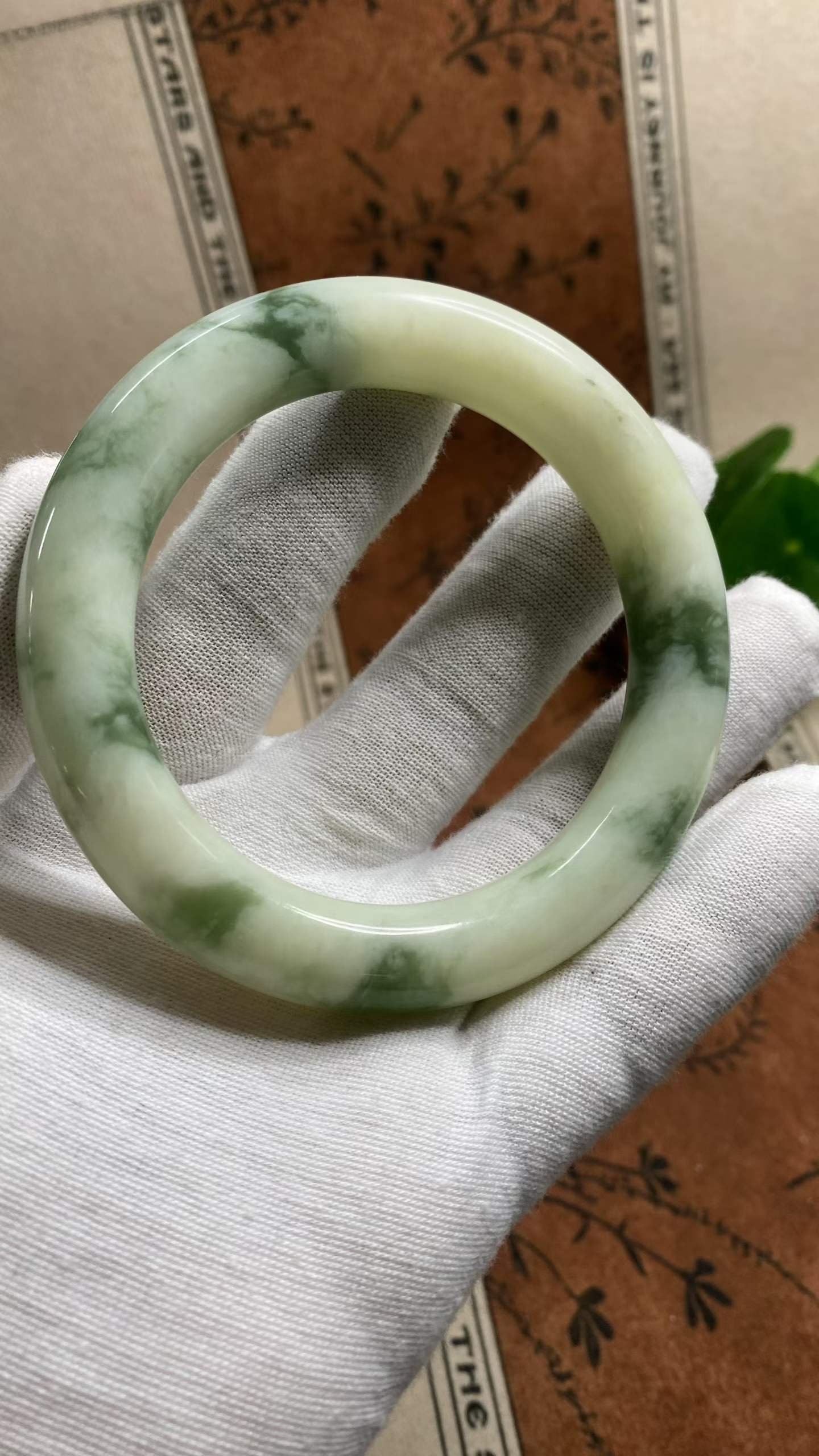 수옥 노유취 옥팔찌 60.8mm | 폭 11.5mm 통뱅글 - 이미지 4