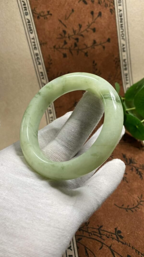 수옥 노유취 옥팔찌 56.5mm | 폭 14.2mm 통뱅글