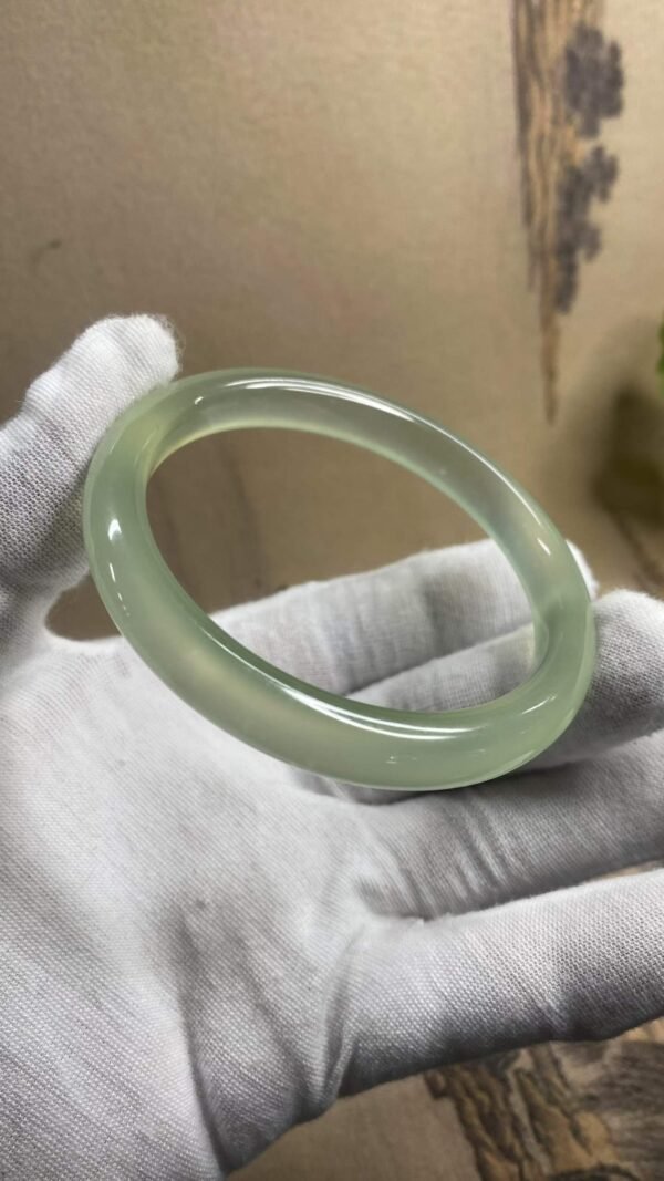 수옥 미인형 옥팔찌 58.5mm | 폭 14mm 통뱅글